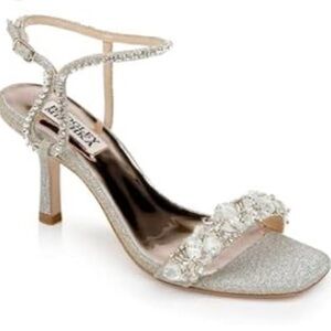 Badgley Mischka Stiletto Sandals size 5.5 NWOB